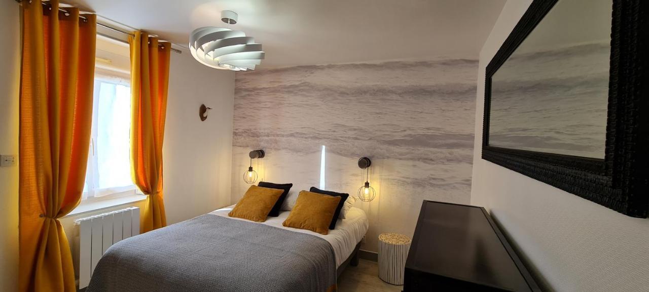 Relais Des Iles Saint Marcouf Villa Bagian luar foto
