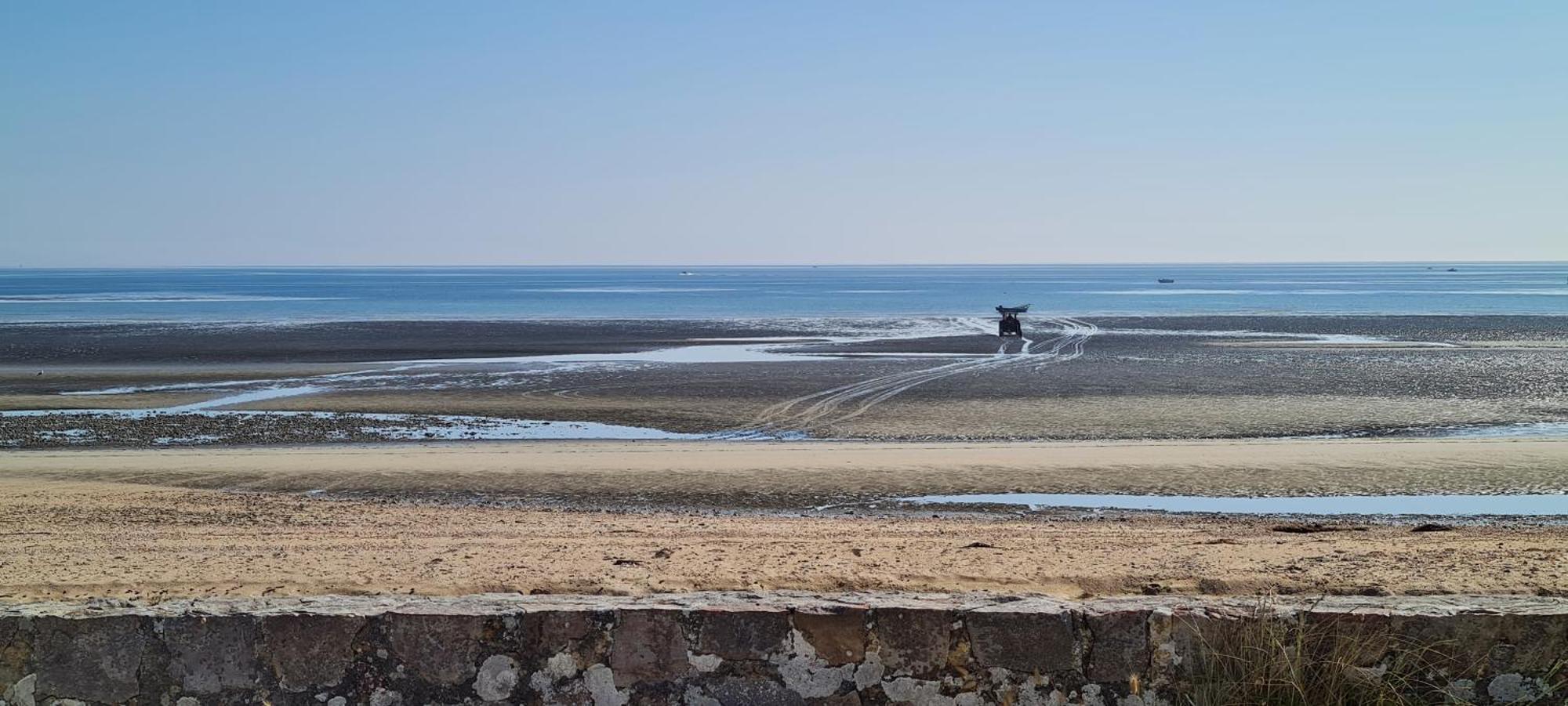 Relais Des Iles Saint Marcouf Villa Bagian luar foto
