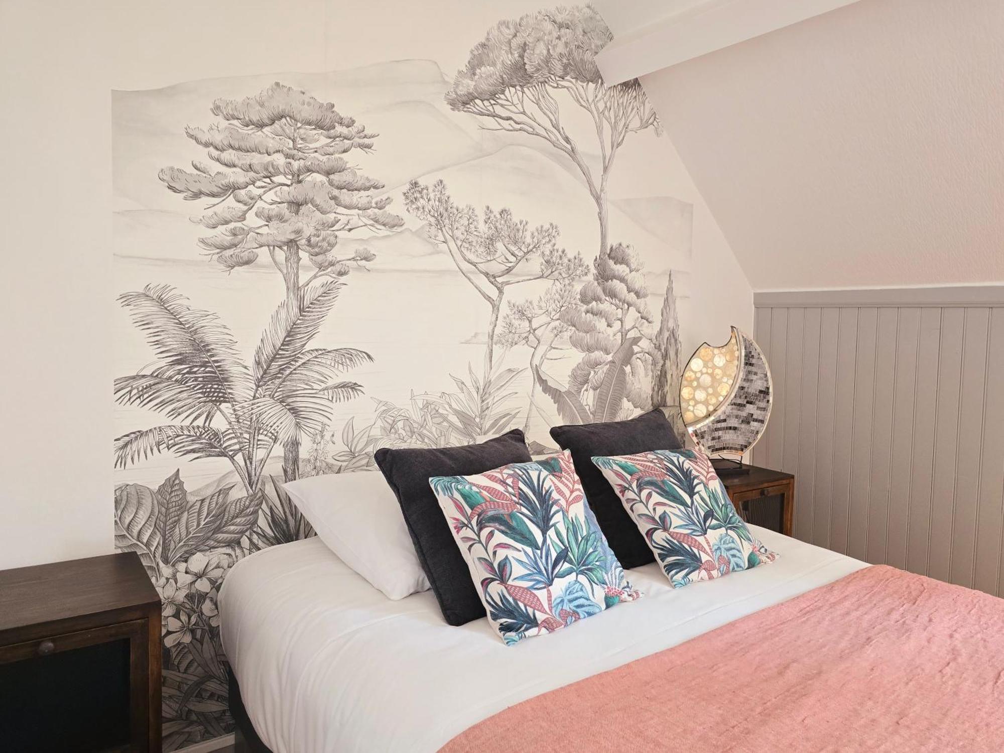 Relais Des Iles Saint Marcouf Villa Bagian luar foto